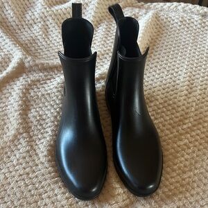 a new day Sleek Black Ankle Boots